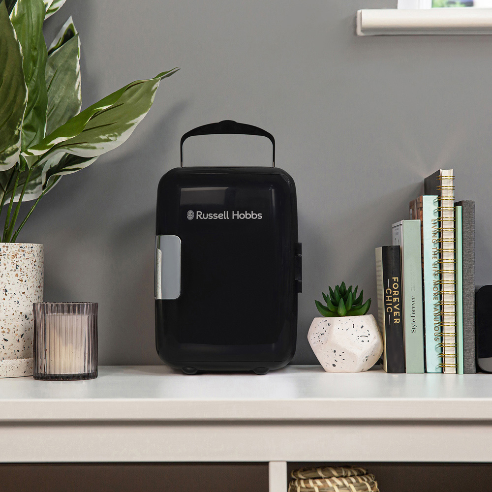 Russell Hobbs RH4CLR1001B Black and Chrome 4L Mini Cooler Image 2