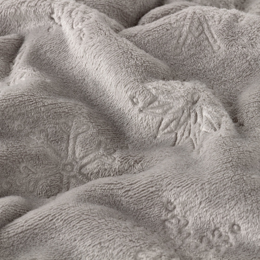 Furn Grey Snowflakes Soft Flannel Fleece Reversible Throw 140 x 180cm Image 5