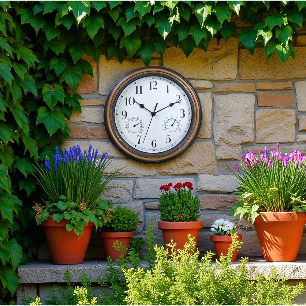 Avilo Radio Controlled Outdoor Clock with Hydrometer and Thermometer Image 6
