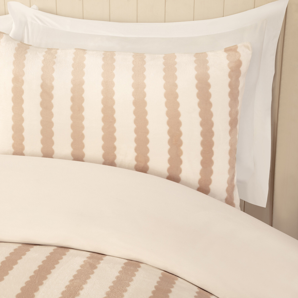 Scallop Stripe Fleece Duvet Set Natural Double Image 3
