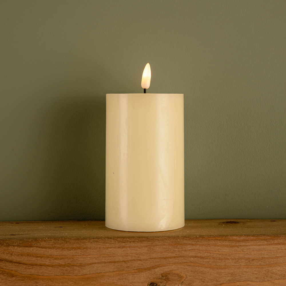 Samuel Alexander Warm White LED Cream Wax Melted Pool Effect Candle with Timer 12.5cm Image 6