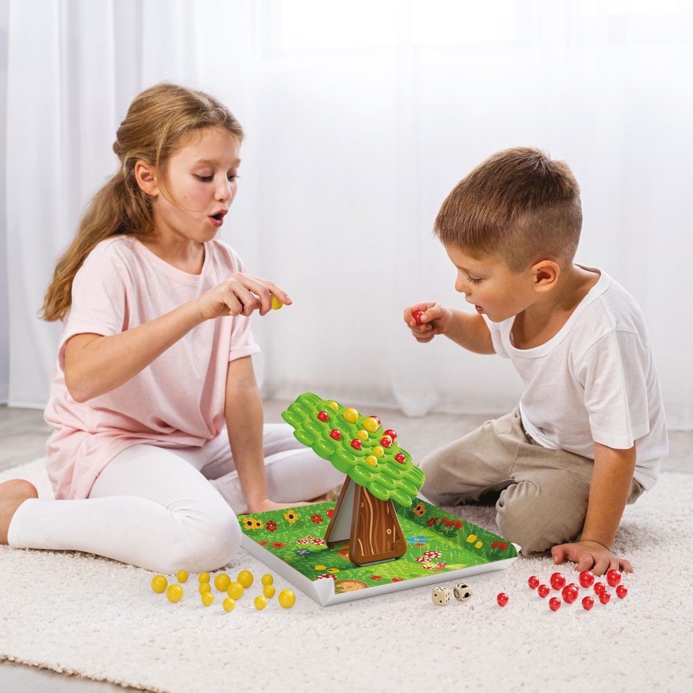 Quercetti Stay Apple Balance Game Image 3