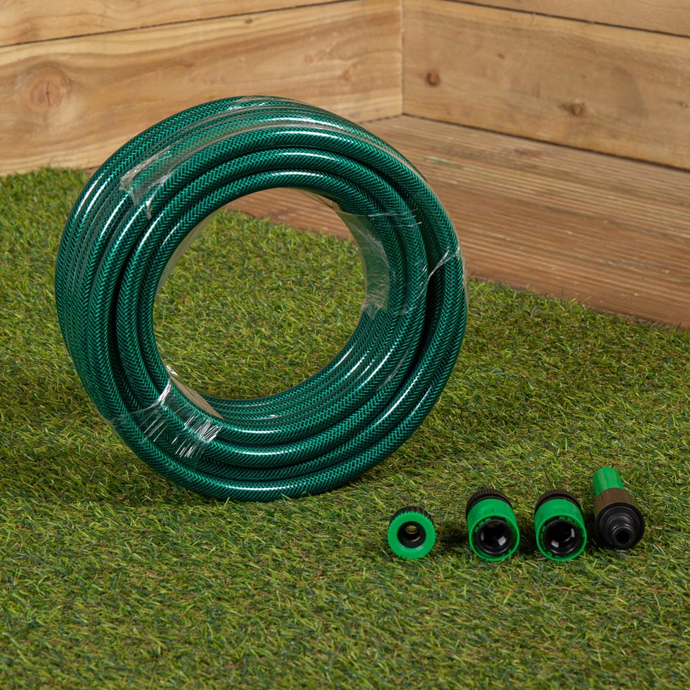 Samuel Alexander 15m Reinforced Green Garden Hosepipe with Spray Nozzle Image 3