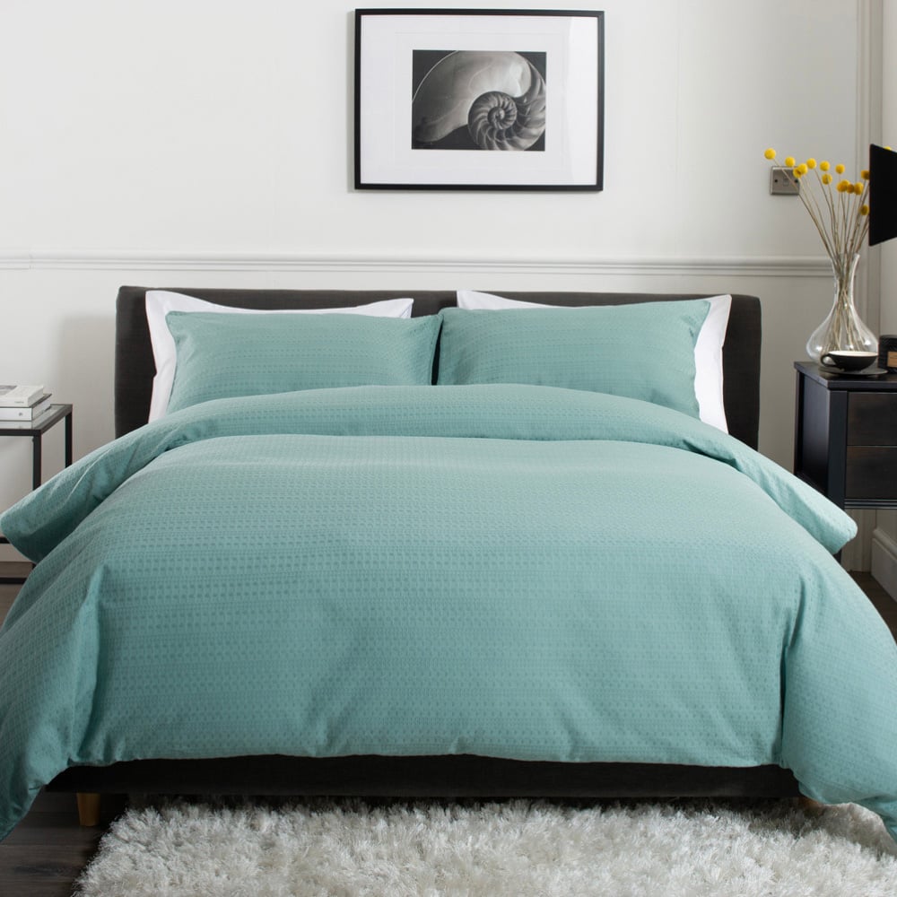 The Lyndon Company Saint-André King Size Green Reversible Duvet Set Image 1