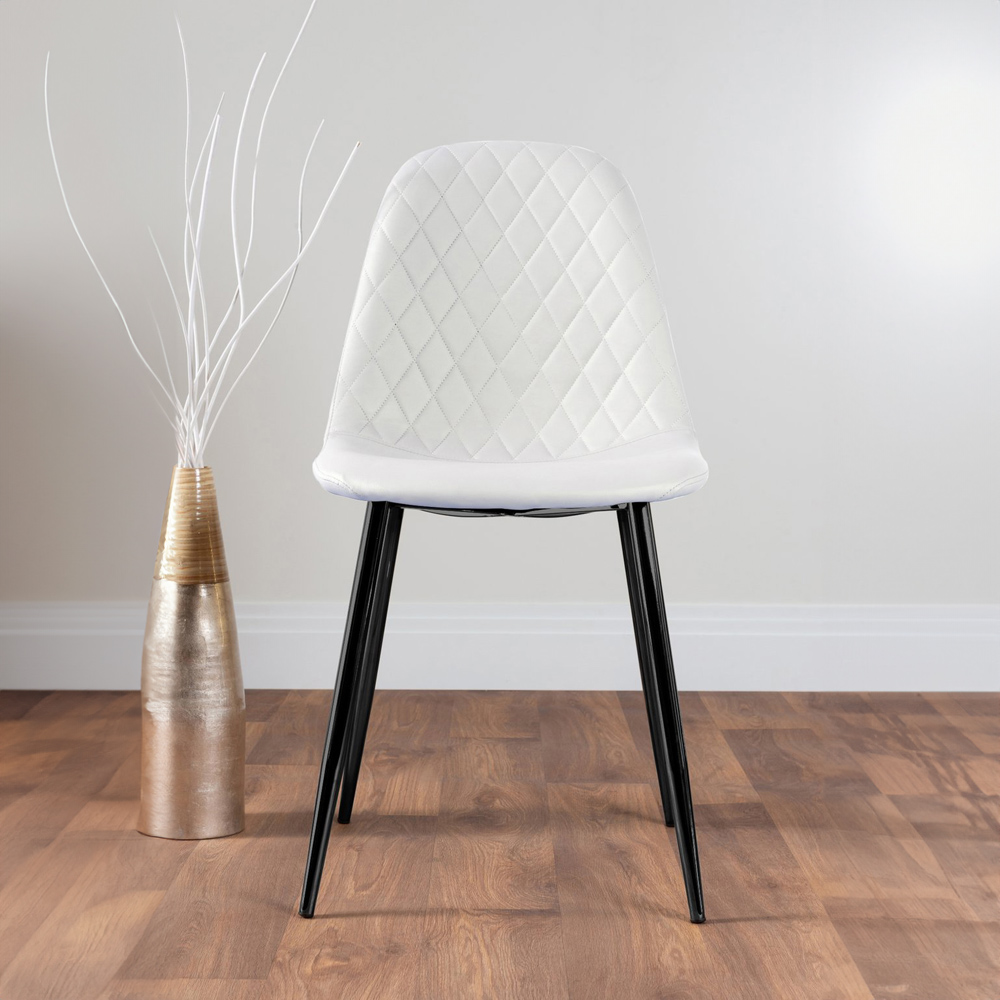 Furniturebox Lucia Solara 6 Seater Dining Set Black Gloss and White Image 3