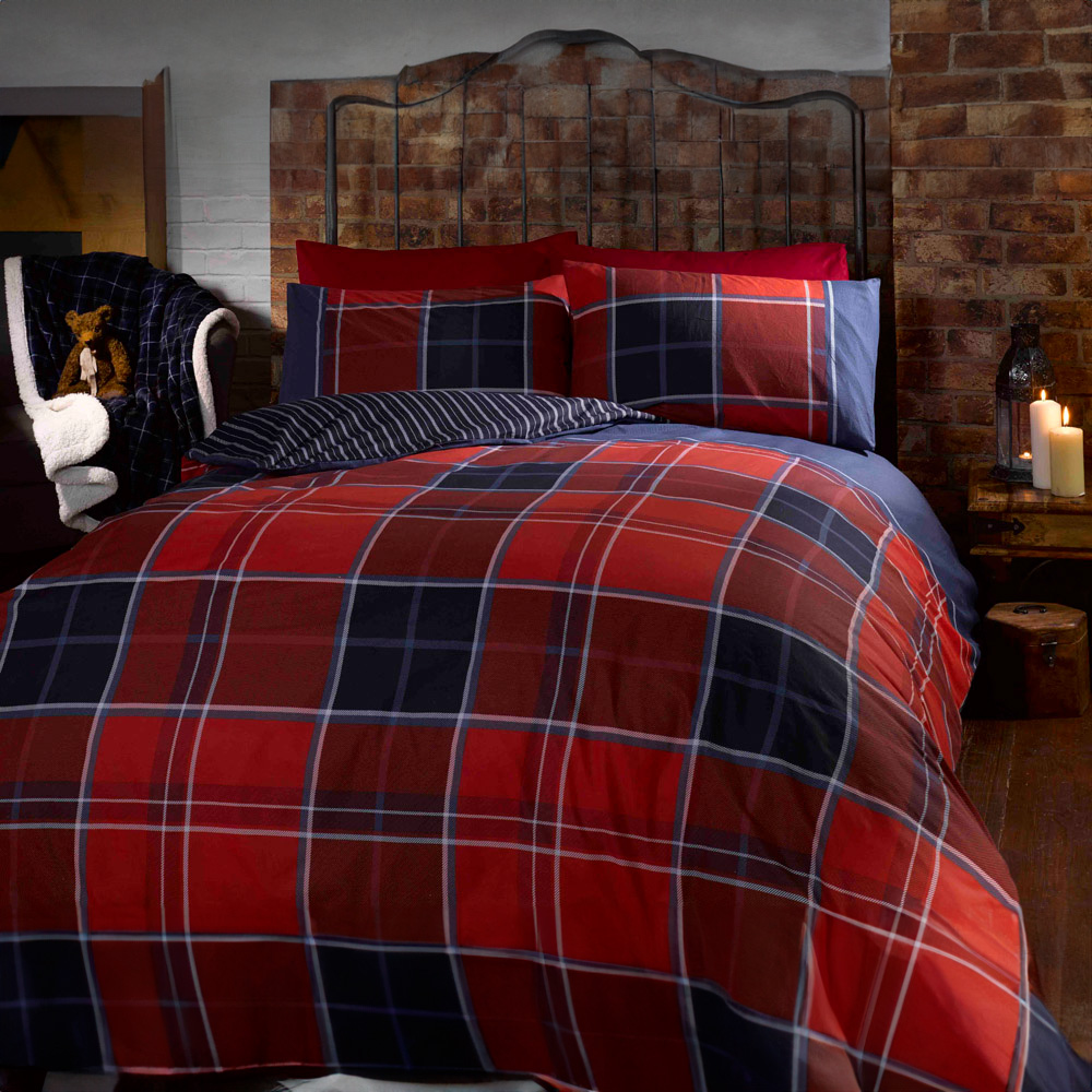 Rapport Home Argyle Double Red Duvet Set Image 1