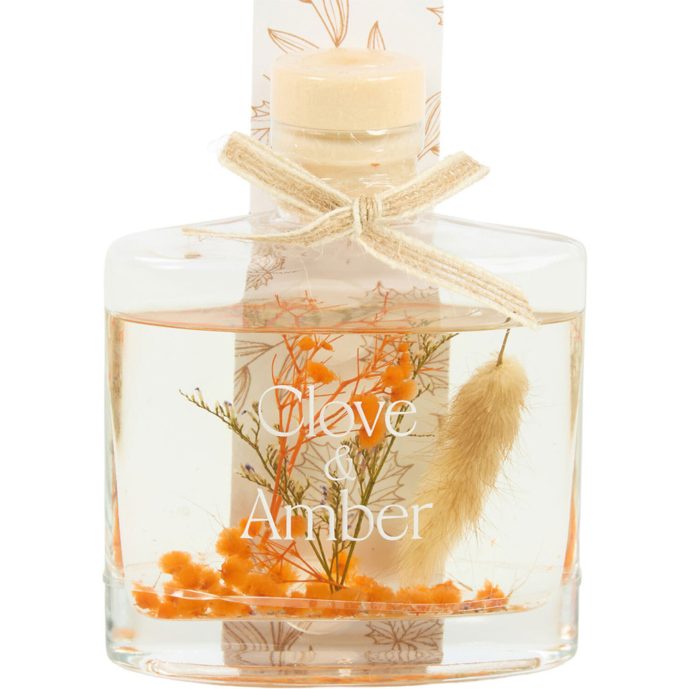 Clove Floral Inclusion Diffuser Image 5
