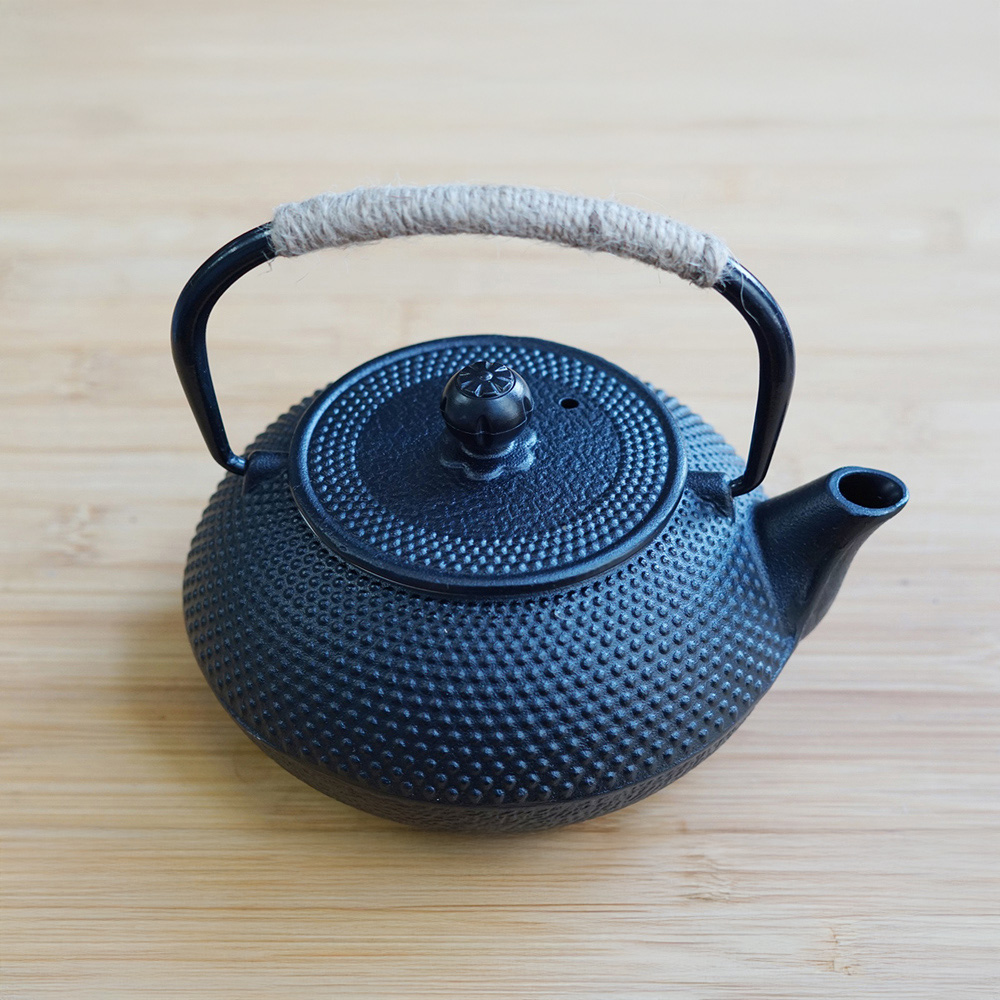 Gr8 Home Black Cast Iron Japanese Style Teapot with Infuser 800ml Image 2