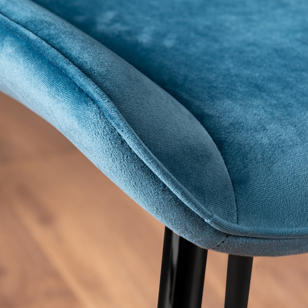 Furniturebox Copeland Cesano Marble Effect 4 Seater Dining Set White Blue and Black Image 8