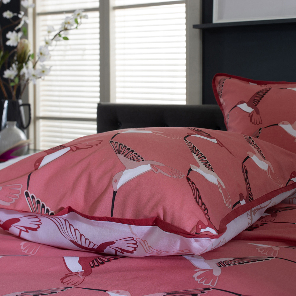 Deyongs Hummingbird King Size Coral Duvet Set Image 3