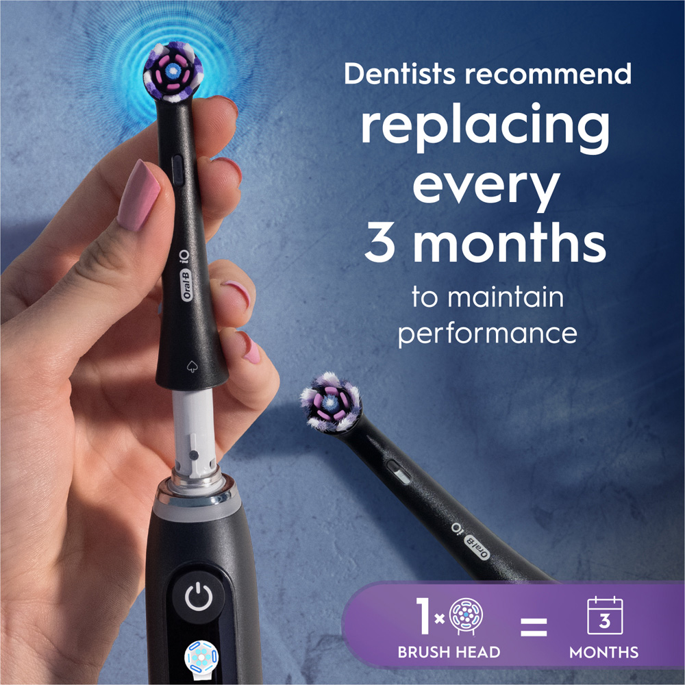 Oral-B iO Radiant White and Black Toothbrush Refill Head 4 Pack Image 7