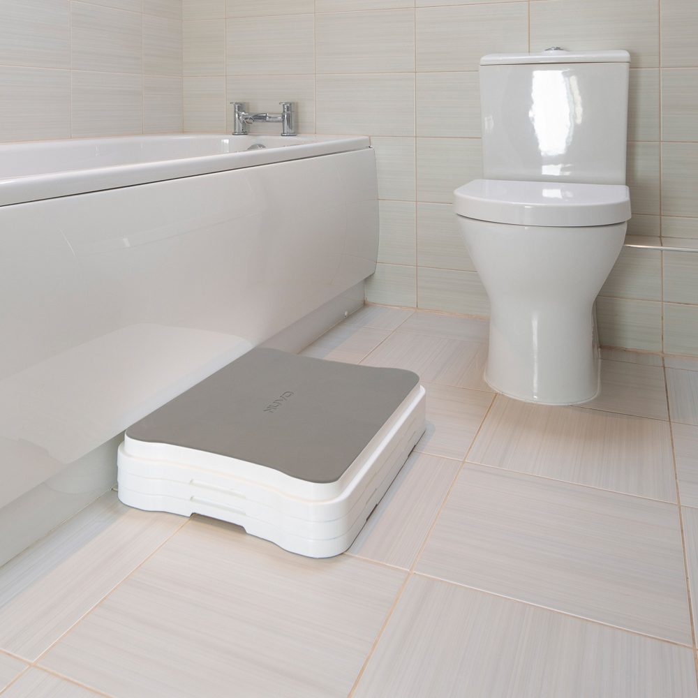 NRS Healthcare Nuvo Adjustable Bath Step Image 2