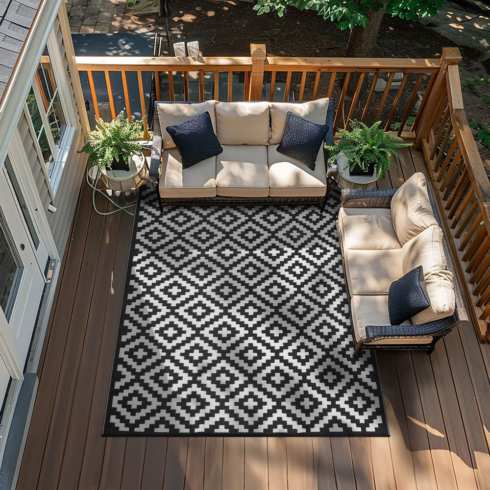 Green Decore Nirvana Black and White Outdoor Rug 180 x 270cm Image 5