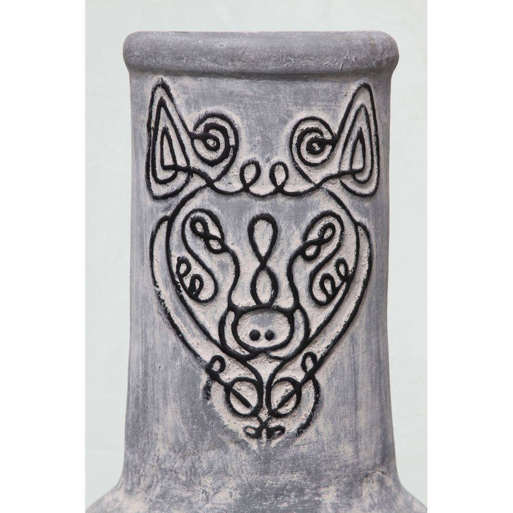 Gardeco Wulfryc Celtic Theme Wolf Grey Mexican Chimenea with Stand and Lid Image 3