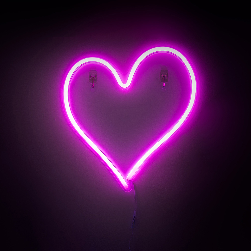 ValueLights Neon Heart Wall Light Image 1