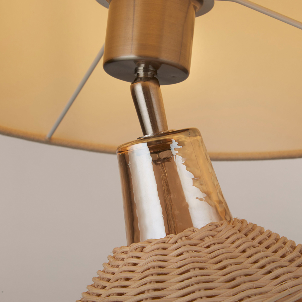 Lighting Collection Beach Rattan and Glass Table Lamp Image 4