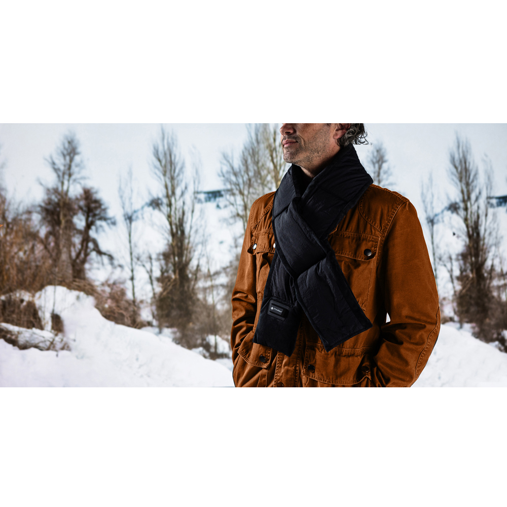 Thaw Black Fleece Interlocking Rechargeable Heated Scarf 2.0 with Power Bank Image 2