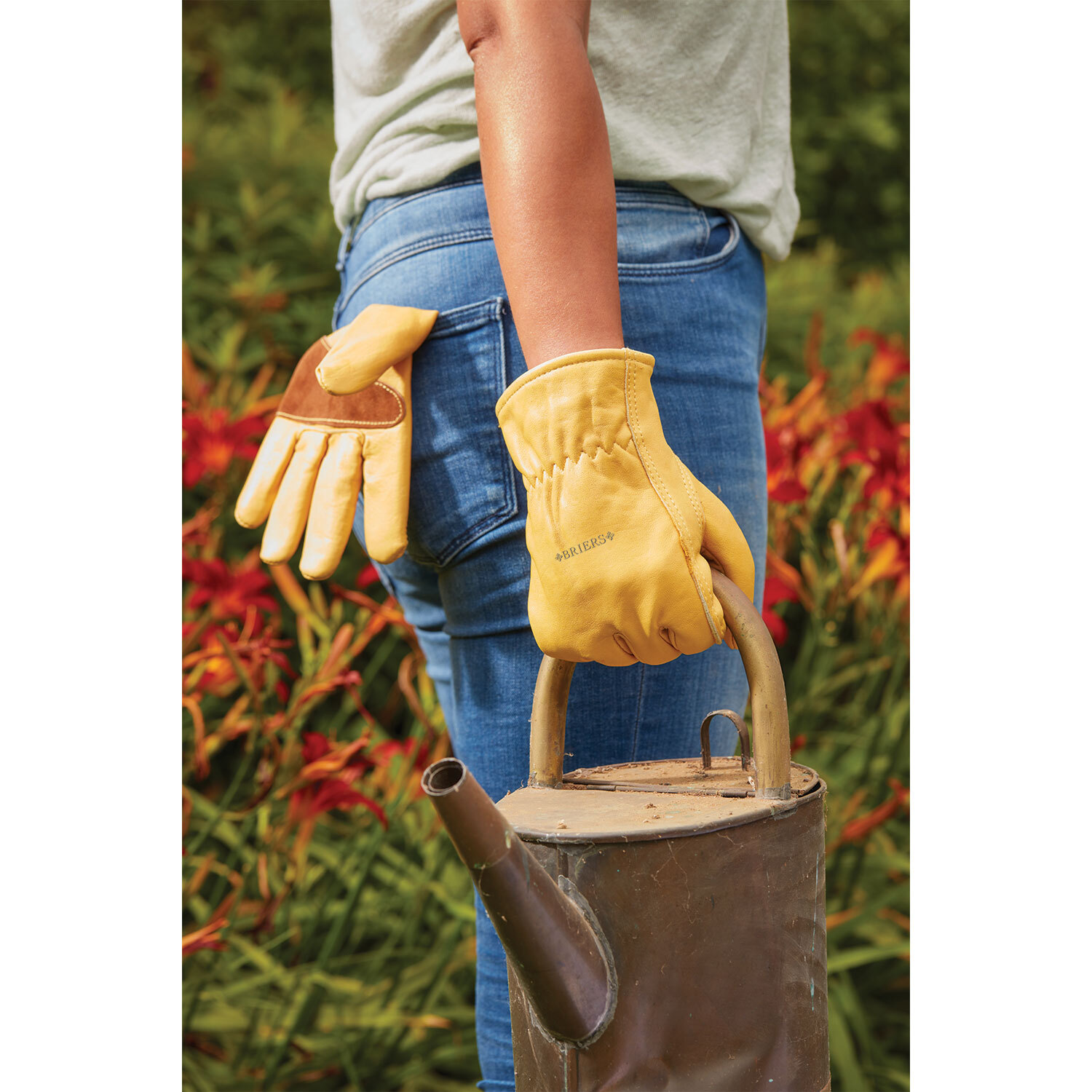 Briers Ultimate Golden Leather Gardening Gloves Image 2