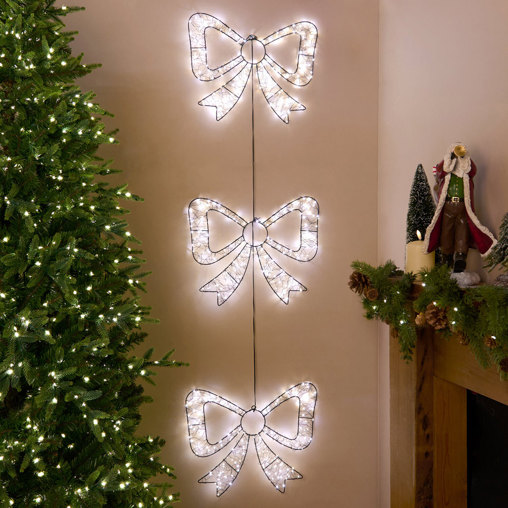 600 LED Hanging Bows Decoration Image 1