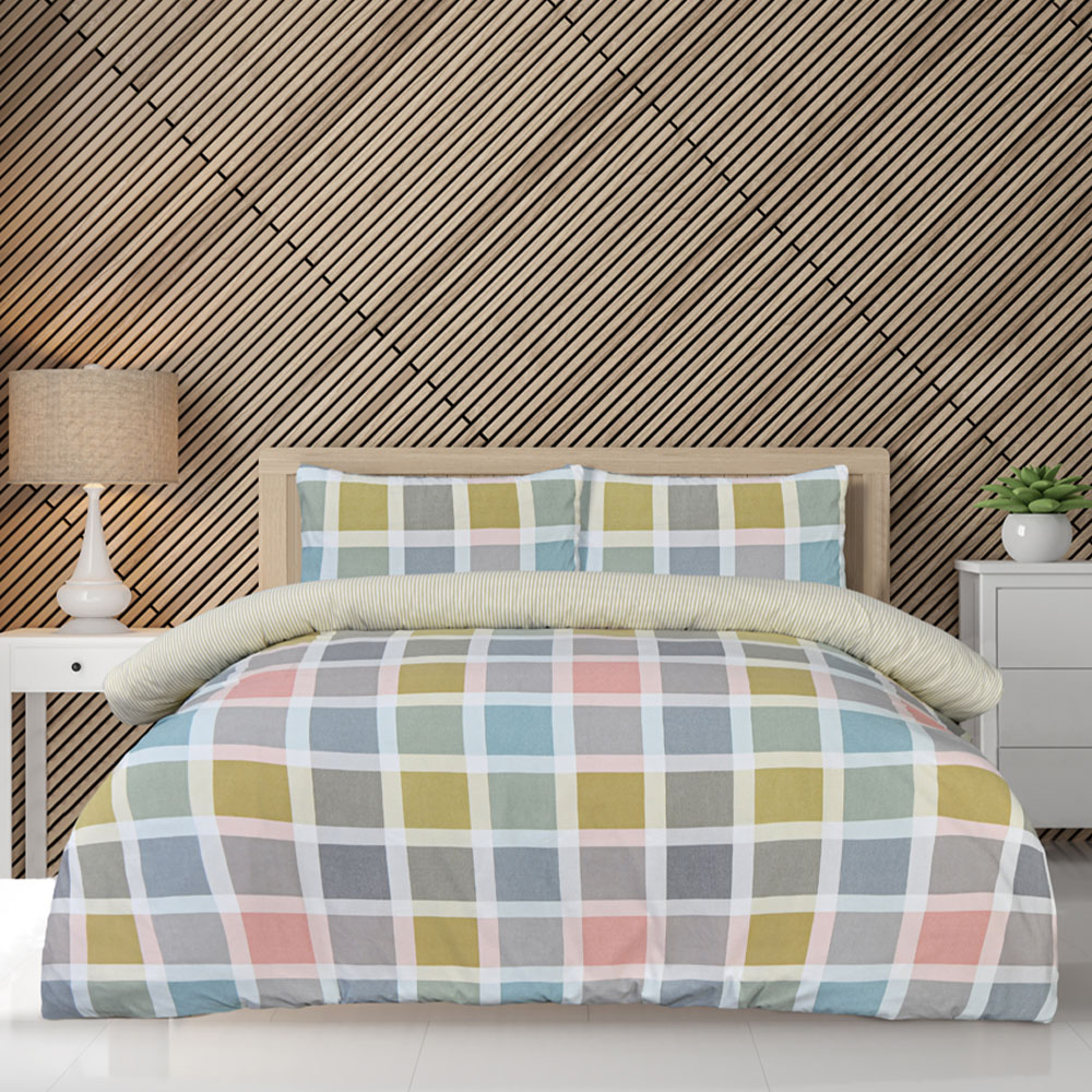 Smart Living King Size Crosshatch Check Complete Set Image 1