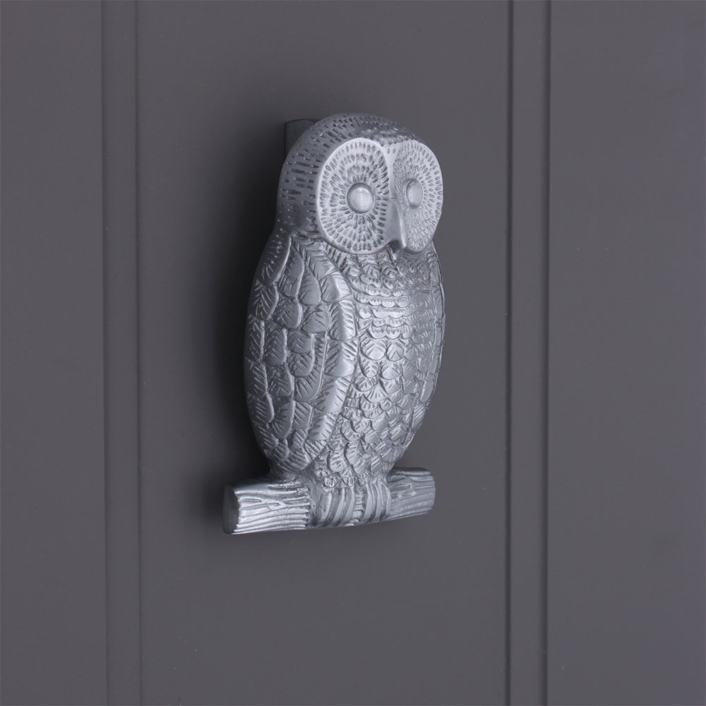Spira Brass Satin Chrome Owl Door Knocker Image 2