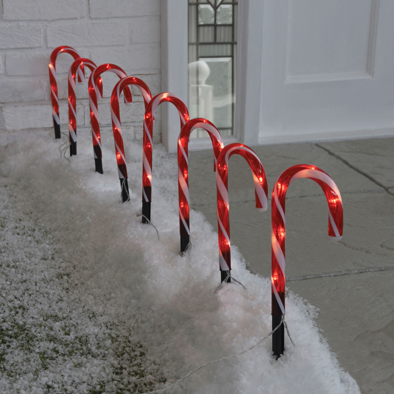 Pack of 8 Candy Cane Stakes - Red Image 1
