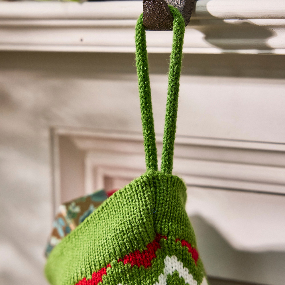 Dibor Festive Zig Zag Knitted Stocking Image 3