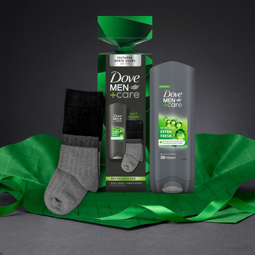 Dove Men+Care Refresh+Care Body Wash and Socks Gift Set 2 Pack Image 2