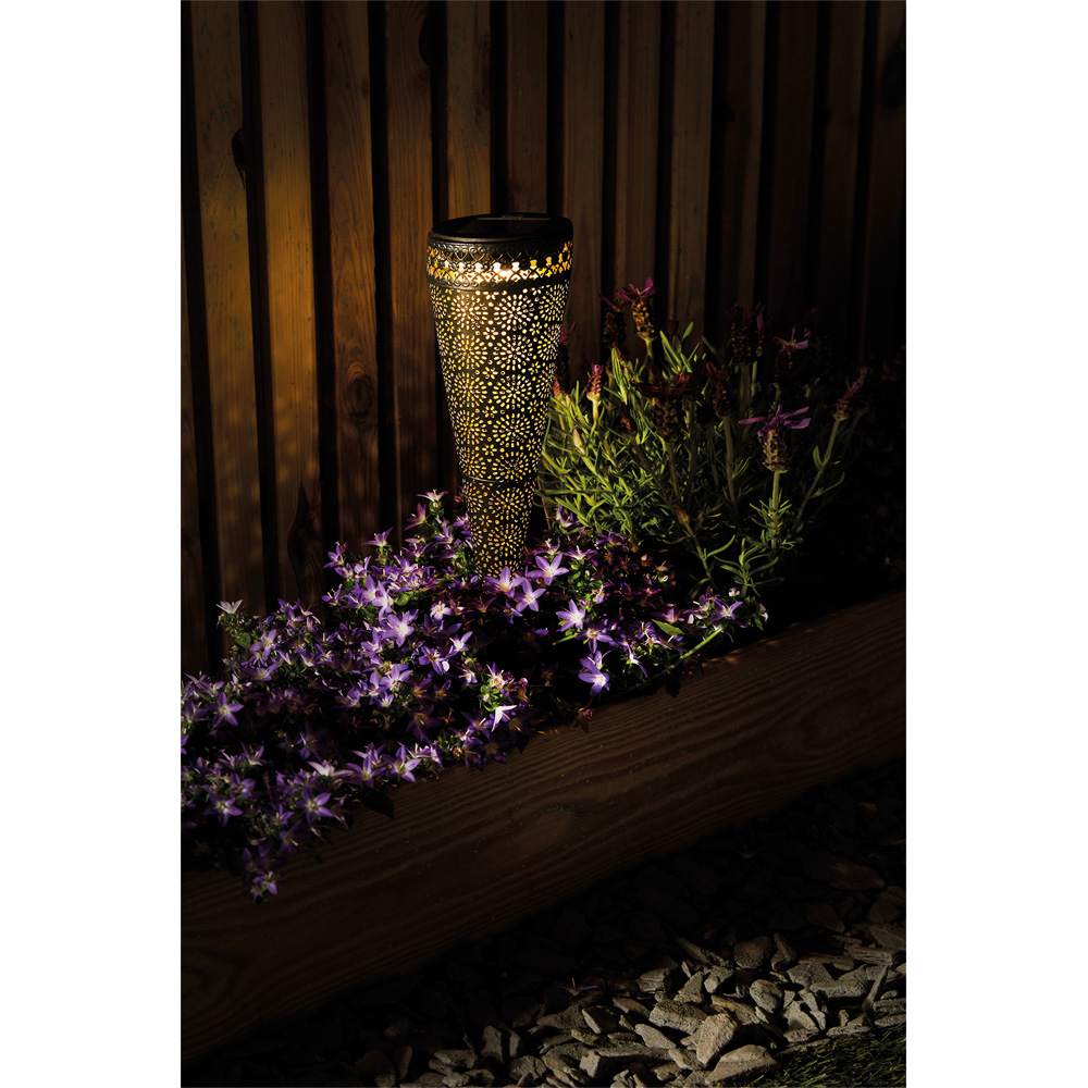 Luxform Solar Guernsey Torch Light Flower Design Image 5