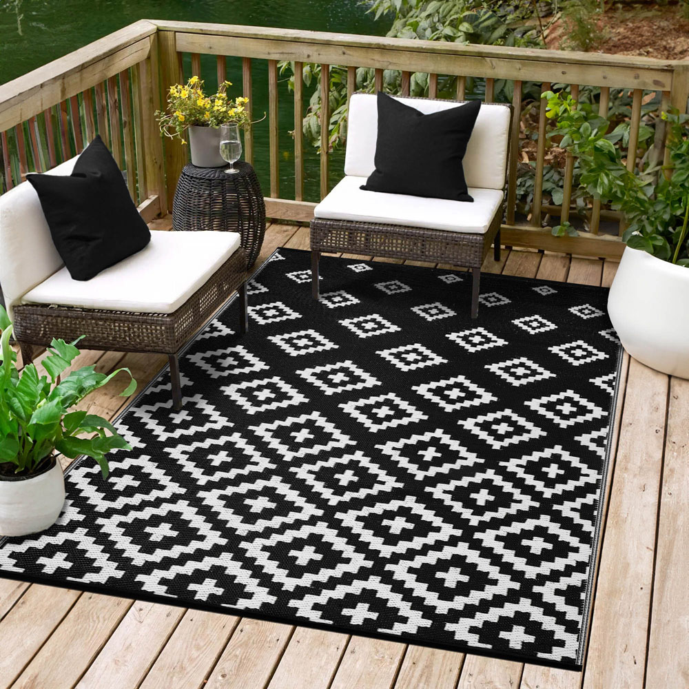 Green Decore Bettina Black and White Outdoor Rug 120 x 180cm Image 2