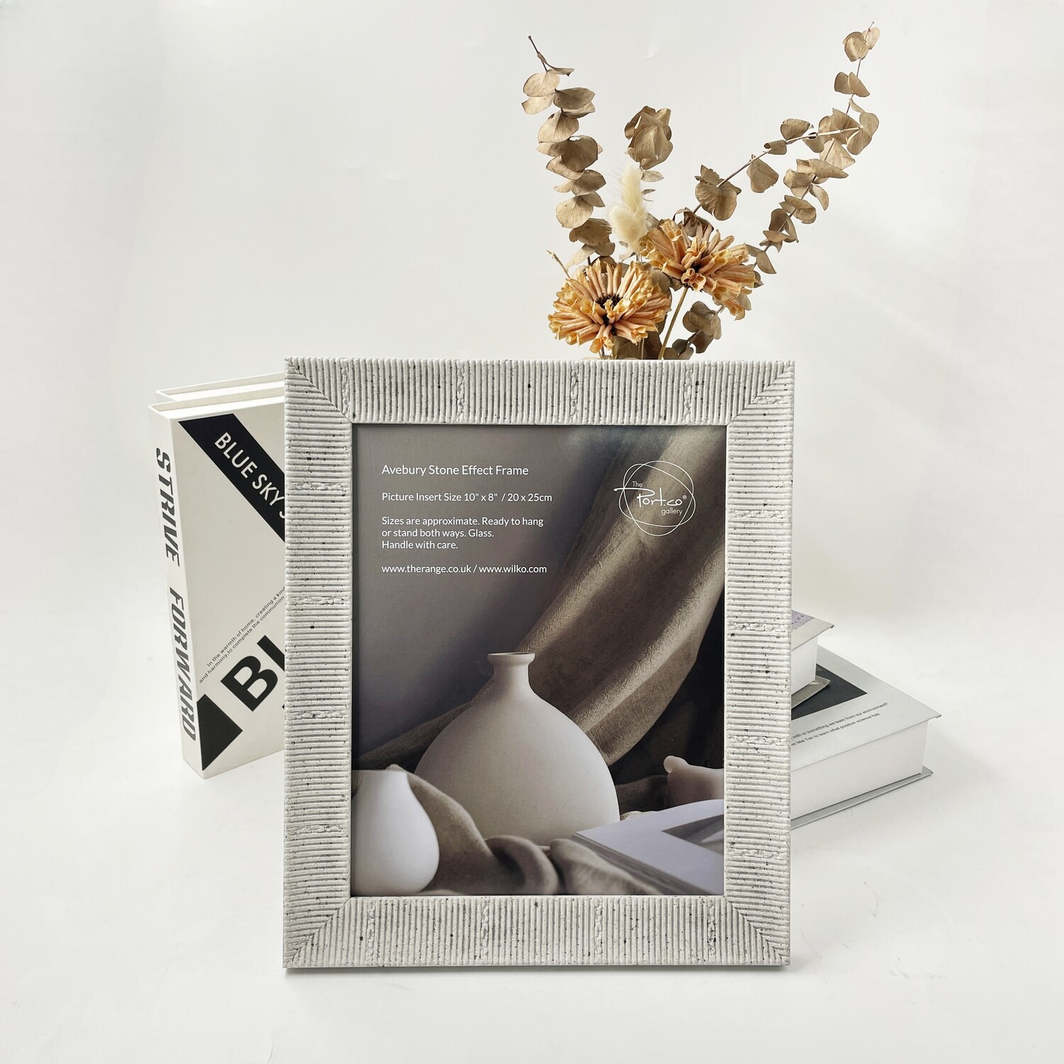 Avebury Stone Effect Photo Frame Neutral 10x8in Image 4