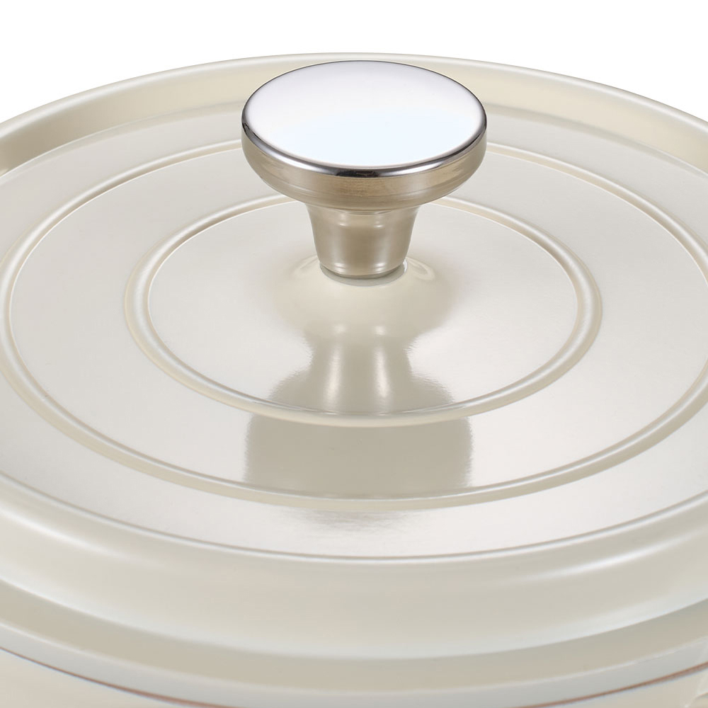 Living and Home 4.75L White Non-Stick Cast Aluminium Enamelled Cooking Pot with Lid Image 6