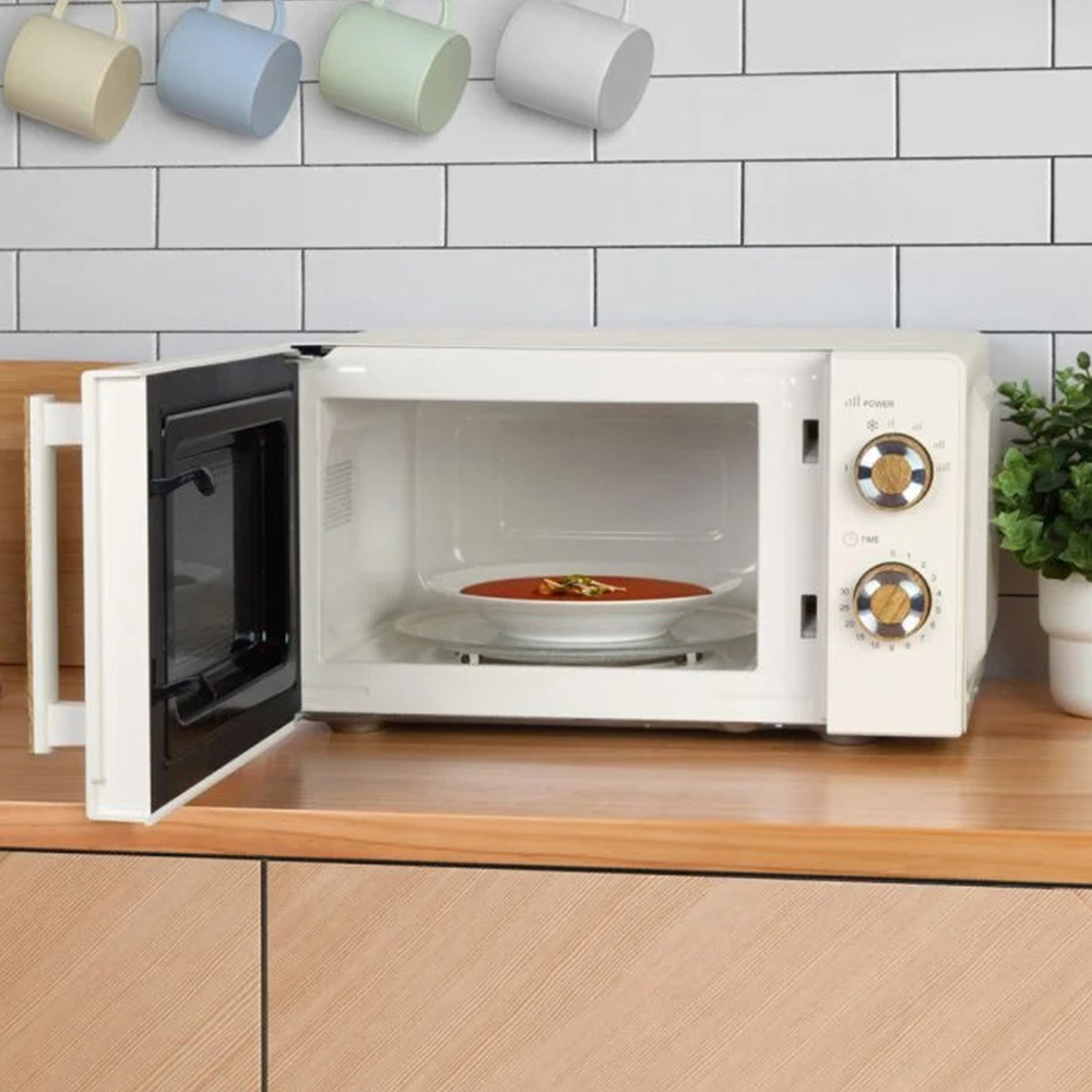 Vonhaus Cream 20L Compact Solo Microwave 700W Image 2