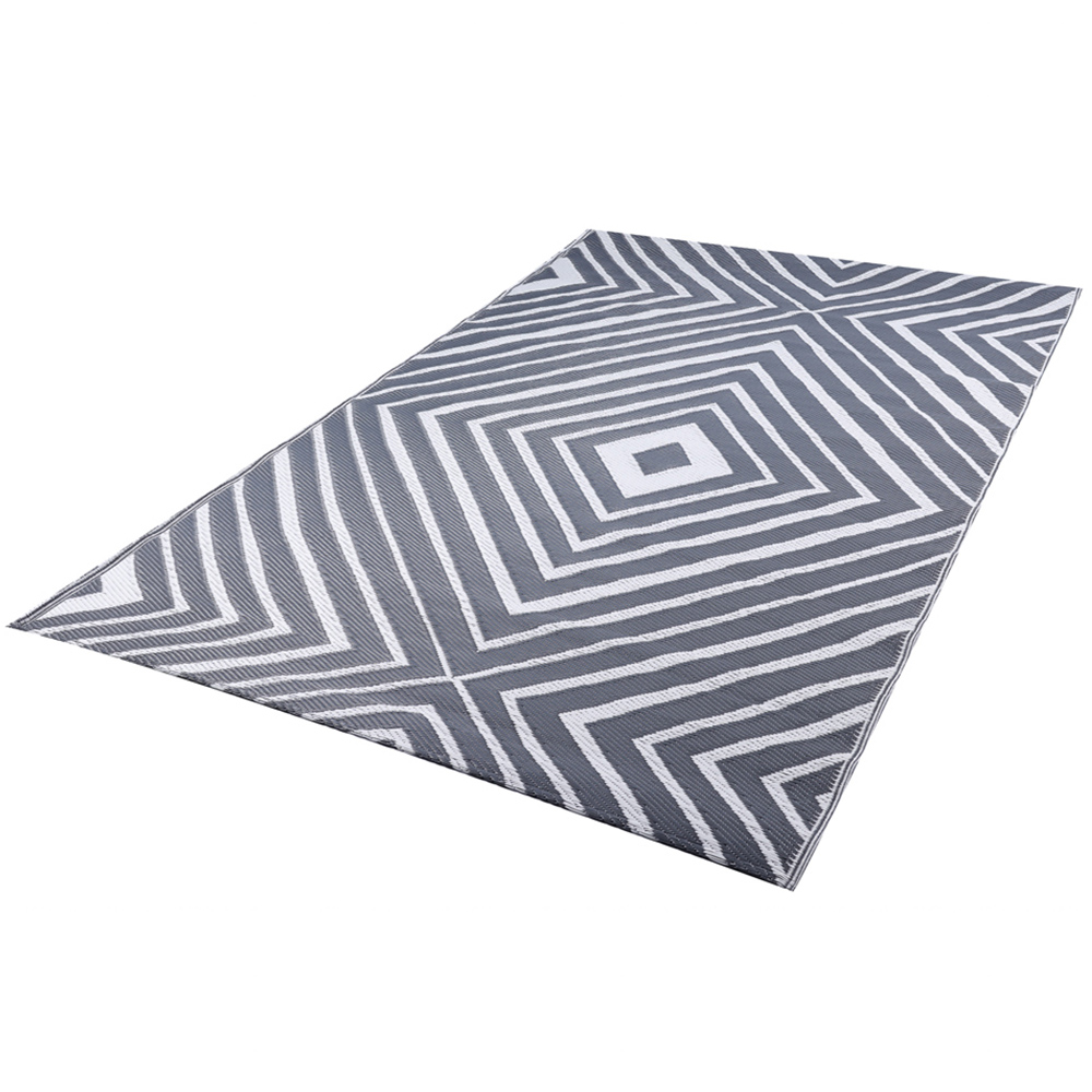 Streetwize Prisma Grey and White Reversible Outdoor Rug 150 x 250cm Image 4