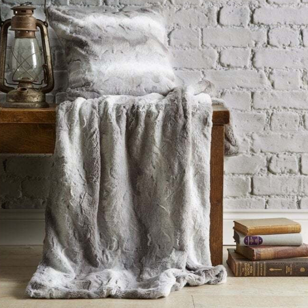 Bellissimo Grey Faux Fur Throw 200 x 220cm Image 2