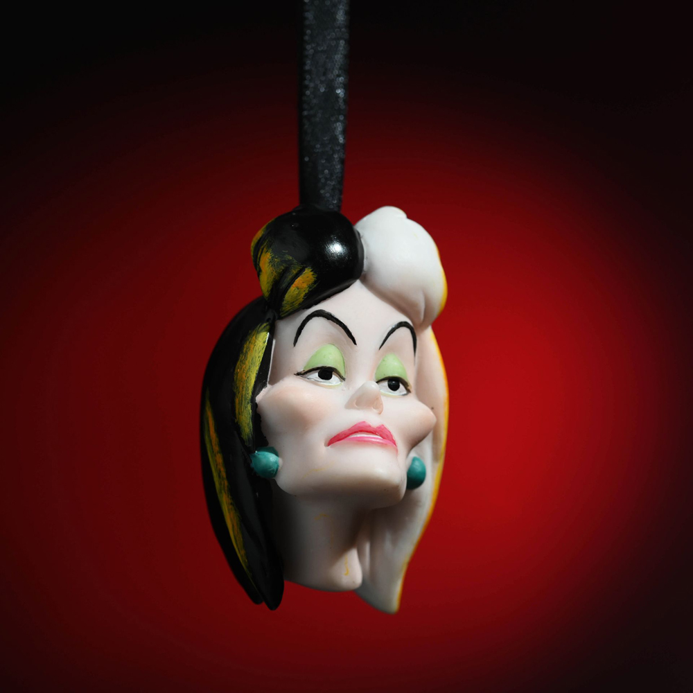 Disney Halloween Cruella Resin Hanging Decoration Image 2