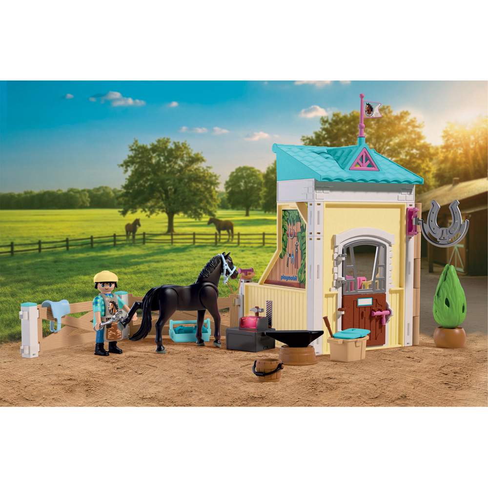 Playmobil Small Stable with Farrier Play Set Image 5