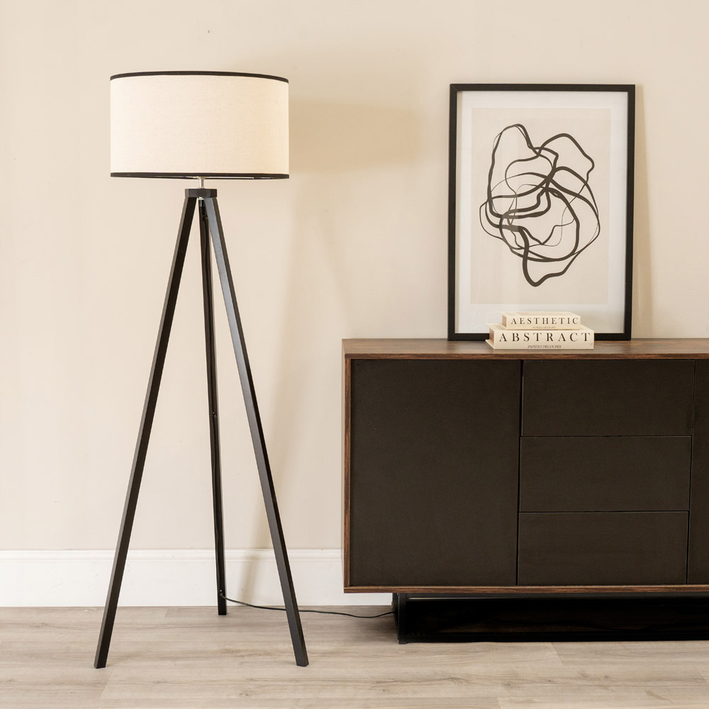 ValueLights Barbro Natural Linen Black Edge Drum Shade Black Wood Tripod LED Floor Lamp Image 3