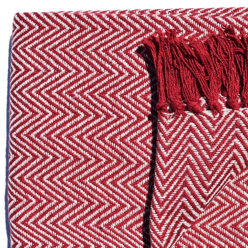 Rapport Home Skye Red Tasselled Throw 127 x 152cm Image 2