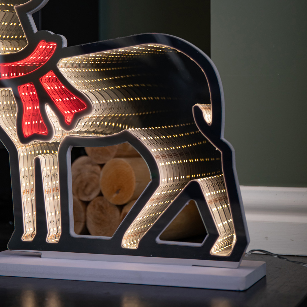 Samuel Alexander Red and Warm White LED Light Up Reindeer Infinity Christmas Decoration 40cm Image 6