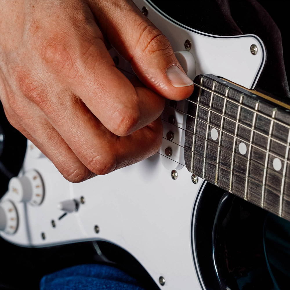 3rd Avenue Black Full Size Electric Guitar Set Image 3