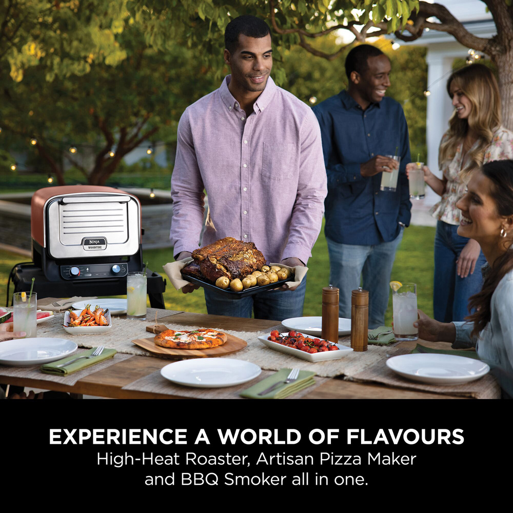 Ninja Woodfire OO101UK 8 in 1 Outdoor Electric Oven and Smoker Image 5