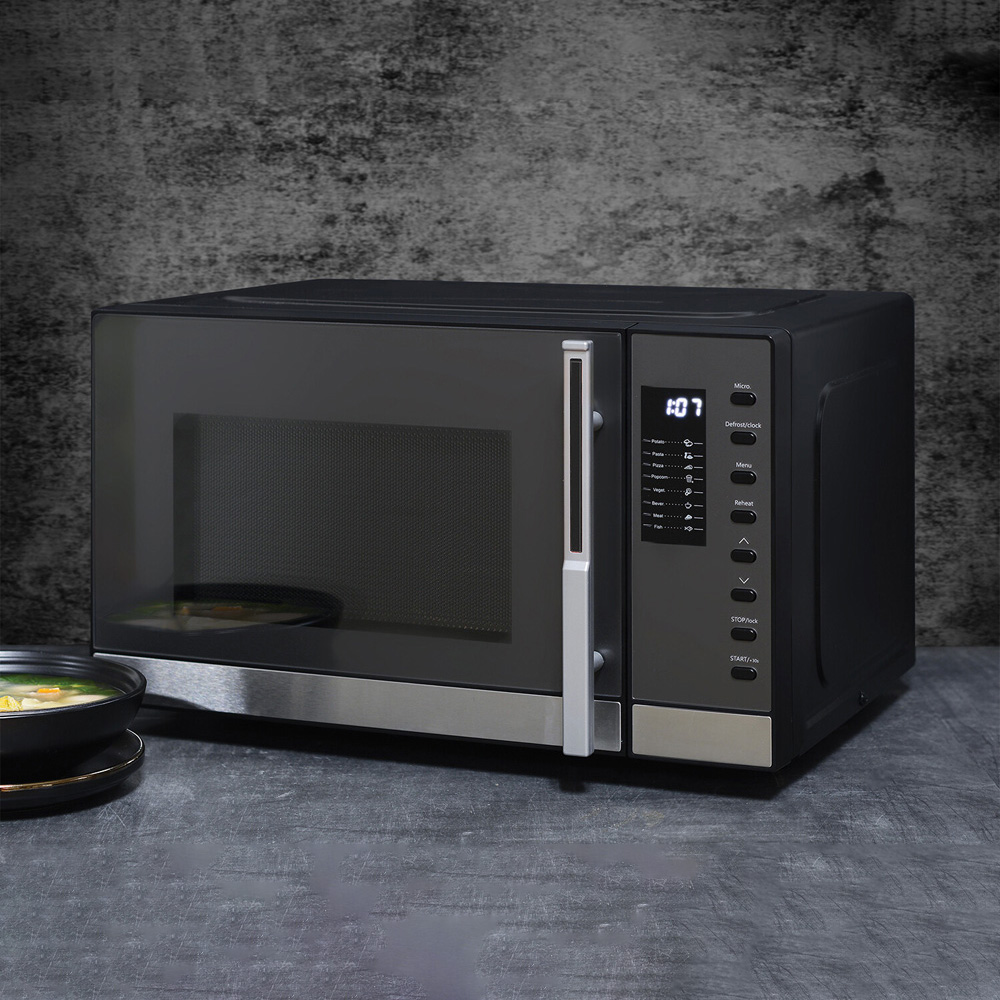 Microwave Black 23L Image 2