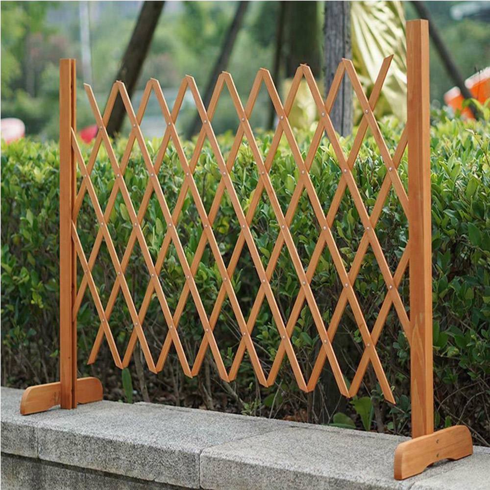 Gr8 Garden 2.8 x 6.2ft Expanding Wood Trellis Fence Panel Image 4