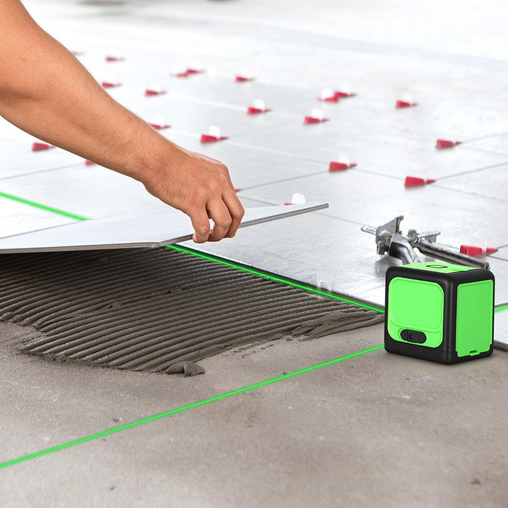 Traderight Self-Levelling 360 Degree Green Laser Level with Tripod Image 4