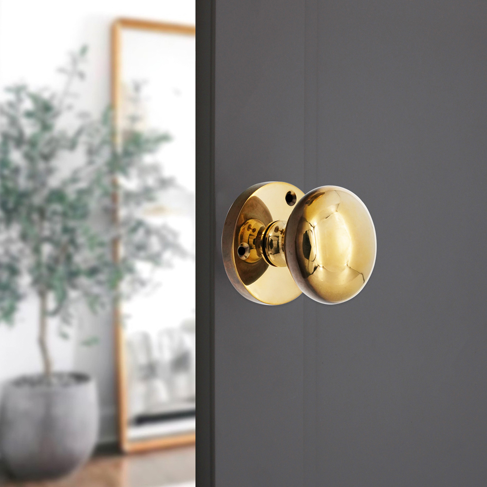 Spira Brass Aged Brass Victorian Mortice Door Knob 2 Pack Image 2
