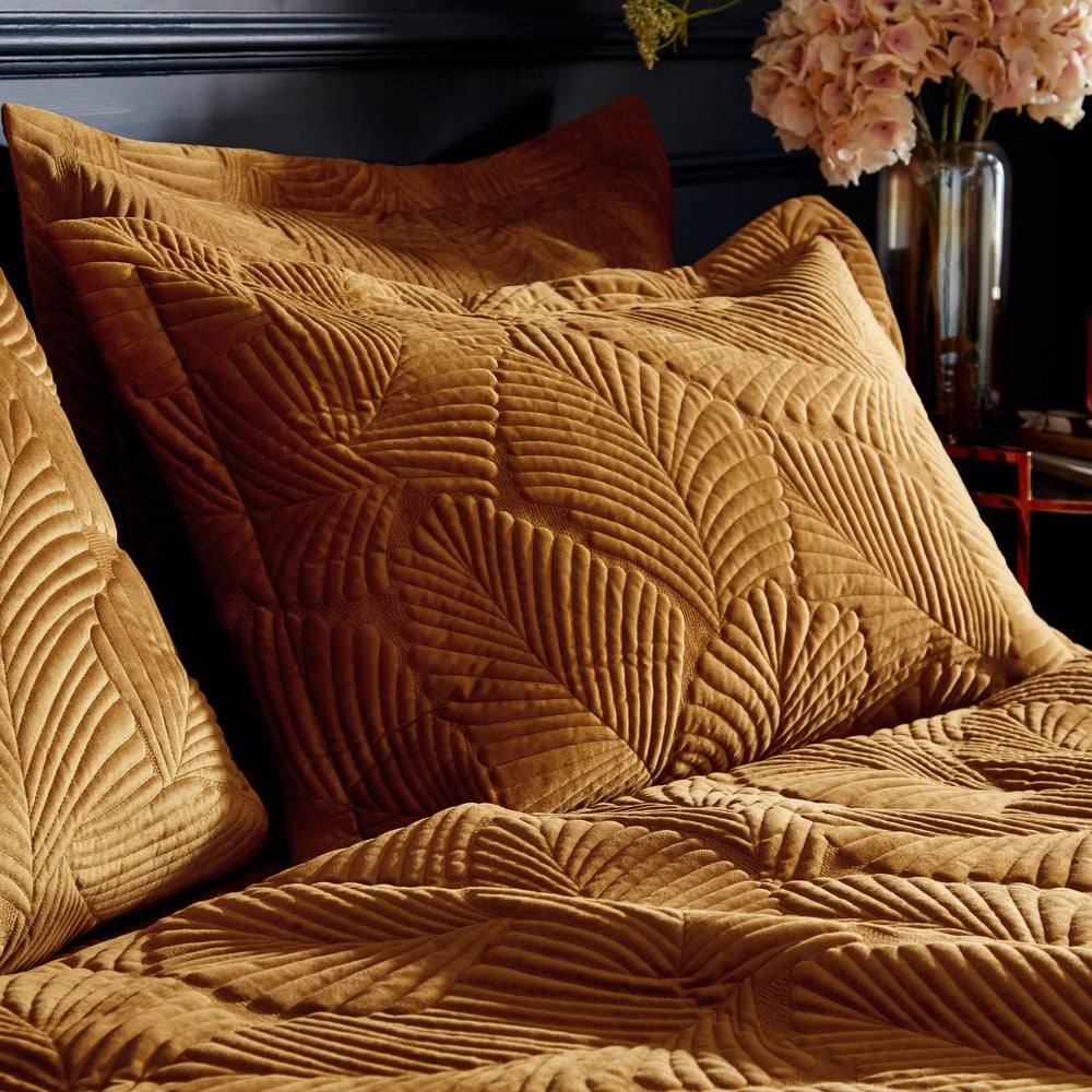 Paoletti Palmeria King Size Gold Duvet Set Image 3