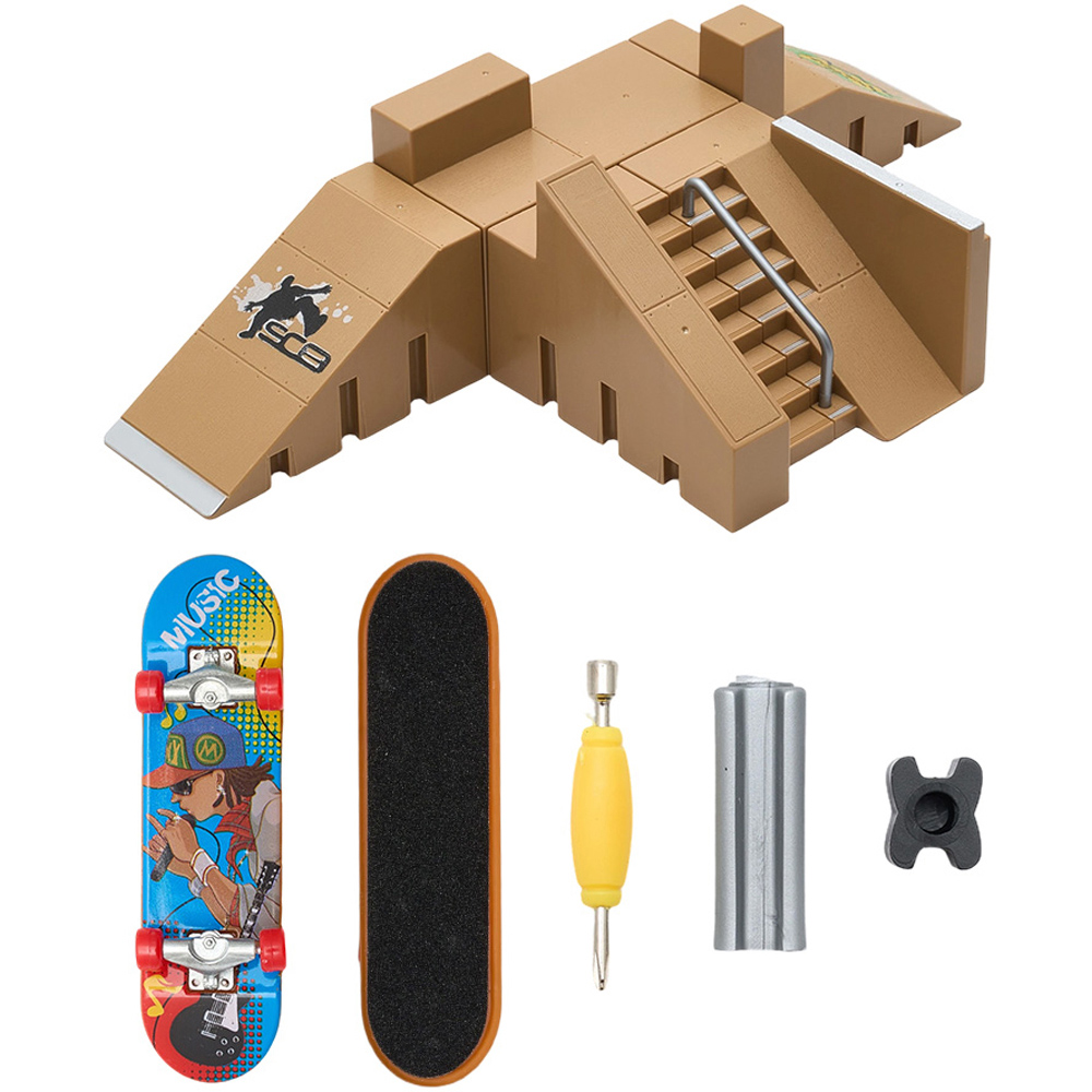 H&O Direct Yellow Finger Skateboard Park Set with 2 Skateboards Image 3