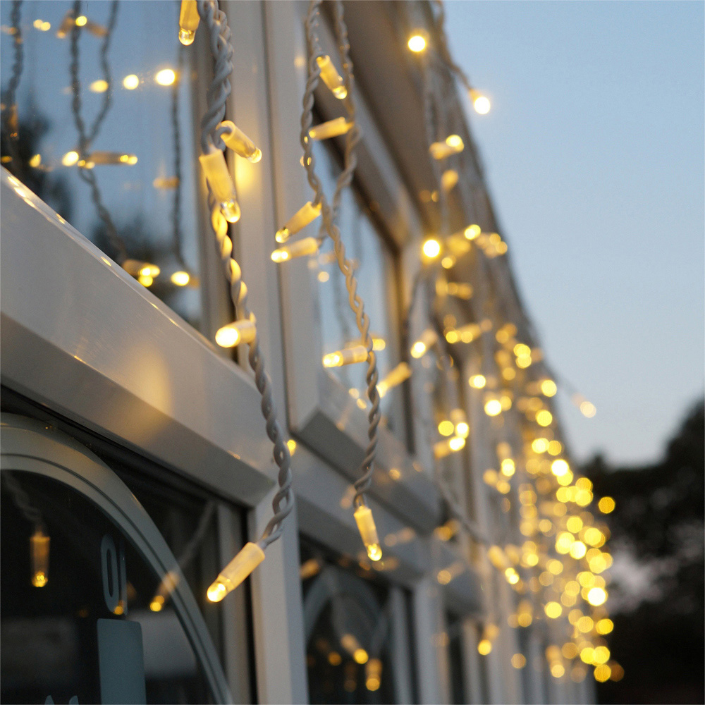 Eagle Connect 480 Warm White LED White Icicle Light 20m Image 1