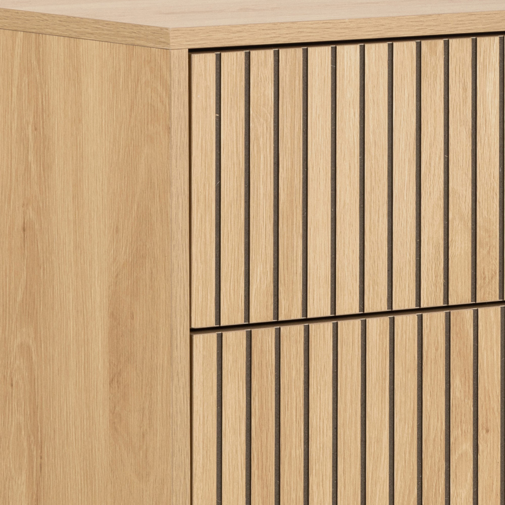 Florence Albany 4 Drawer Oak Chest of Drawers Image 6